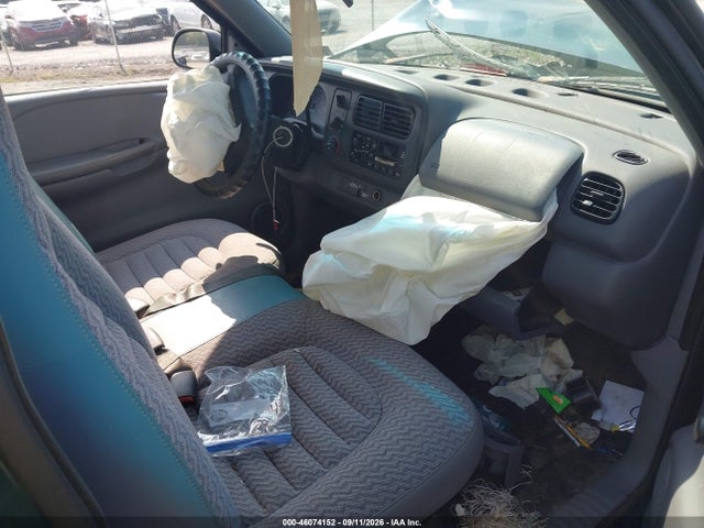 46074152 :رقم المزاد ، 1B7FL26X2XS217212 vin ، 1999 Dodge Dakota Slt/sport مزاد بيع
