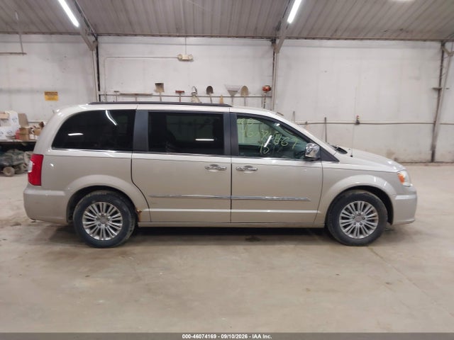 Продаж на аукціоні авто 2015 Chrysler Town & Country Touring-l, vin: 2C4RC1CG8FR506817, номер лоту: 46074169
