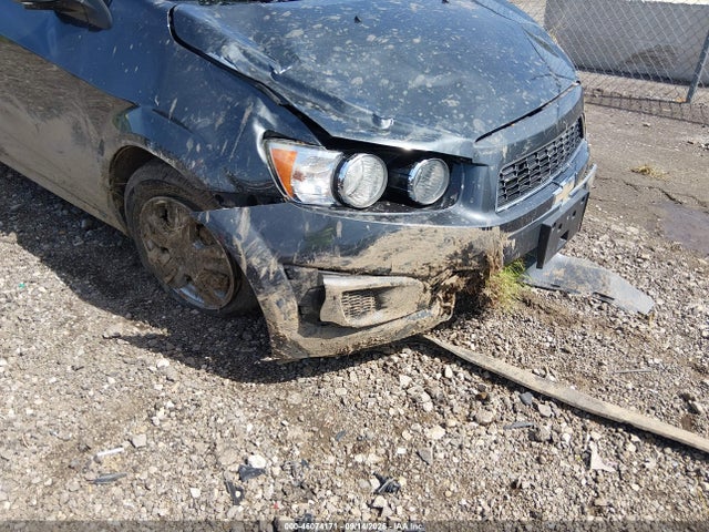 46074171 :رقم المزاد ، 1G1JC5SH8E4154668 vin ، 2014 Chevrolet Sonic Lt Auto مزاد بيع