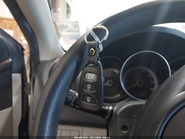 2011 Kia Forte Koup Ex მანქანა იყიდება აუქციონზე, vin: KNAFU6A24B5398964, აუქციონის ნომერი: 46074191