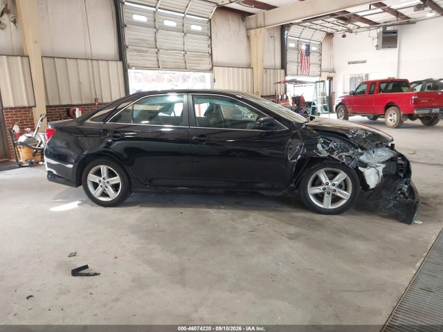 2014 Toyota Camry Se მანქანა იყიდება აუქციონზე, vin: 4T1BF1FK2EU353969, აუქციონის ნომერი: 46074220
