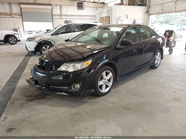 2014 Toyota Camry Se მანქანა იყიდება აუქციონზე, vin: 4T1BF1FK2EU353969, აუქციონის ნომერი: 46074220