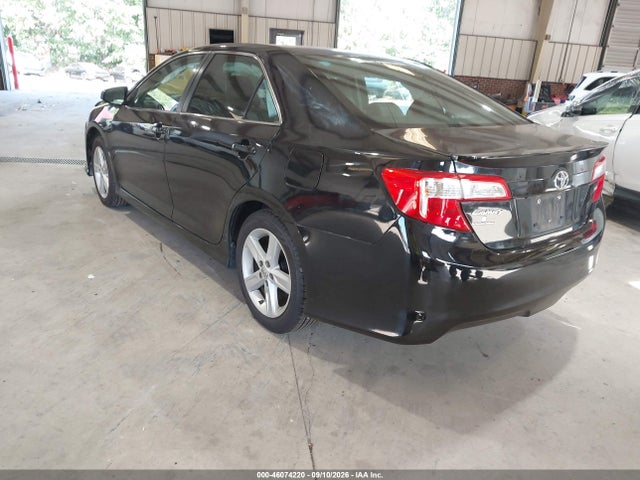 2014 Toyota Camry Se მანქანა იყიდება აუქციონზე, vin: 4T1BF1FK2EU353969, აუქციონის ნომერი: 46074220