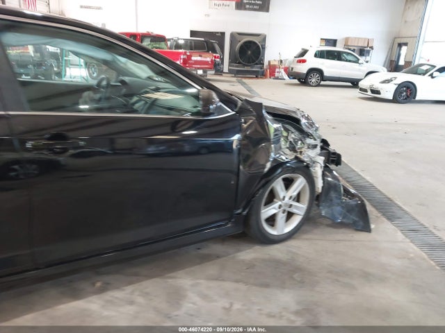 2014 Toyota Camry Se მანქანა იყიდება აუქციონზე, vin: 4T1BF1FK2EU353969, აუქციონის ნომერი: 46074220