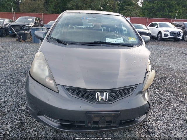 2013 Honda Fit მანქანა იყიდება აუქციონზე, vin: JHMGE8H35DC074398, აუქციონის ნომერი: 46074276