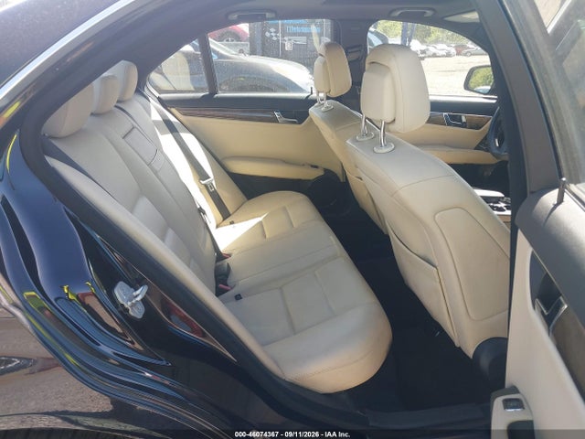 46074367 :رقم المزاد ، WDDGF56X98F063871 vin ، 2008 Mercedes-benz C 350 Sport مزاد بيع