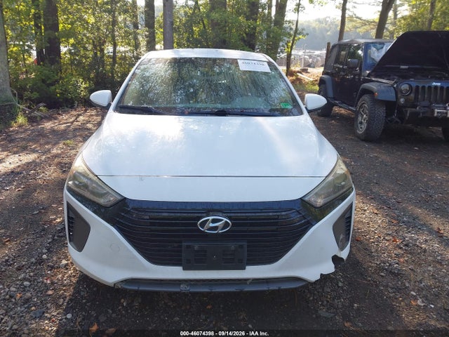 Продаж на аукціоні авто 2019 Hyundai Ioniq Hybrid Blue, vin: KMHC65LC4KU110717, номер лоту: 46074398