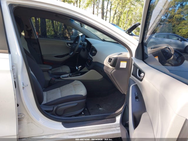 Продаж на аукціоні авто 2019 Hyundai Ioniq Hybrid Blue, vin: KMHC65LC4KU110717, номер лоту: 46074398