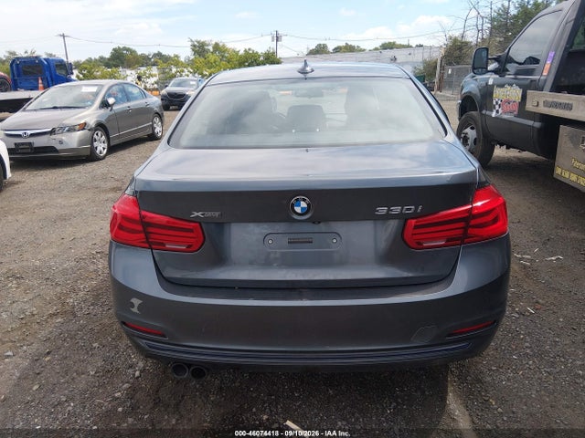 46074418 :رقم المزاد ، WBA8D9G59JNU68209 vin ، 2018 Bmw 330i Xdrive مزاد بيع