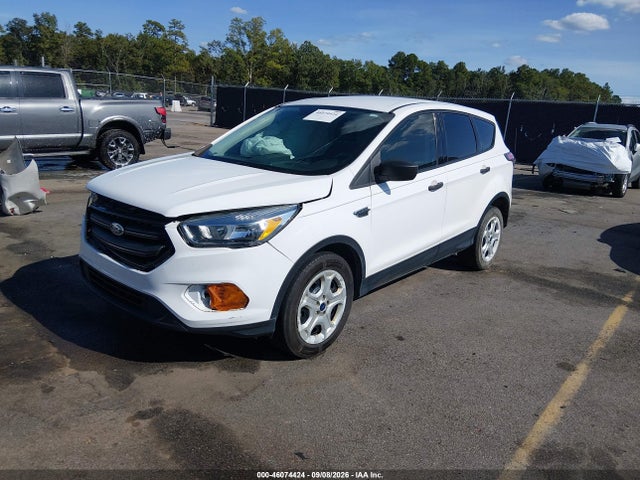 Продажа на аукционе авто 2017 Ford Escape S, vin: 1FMCU0F79HUB26086, номер лота: 46074424