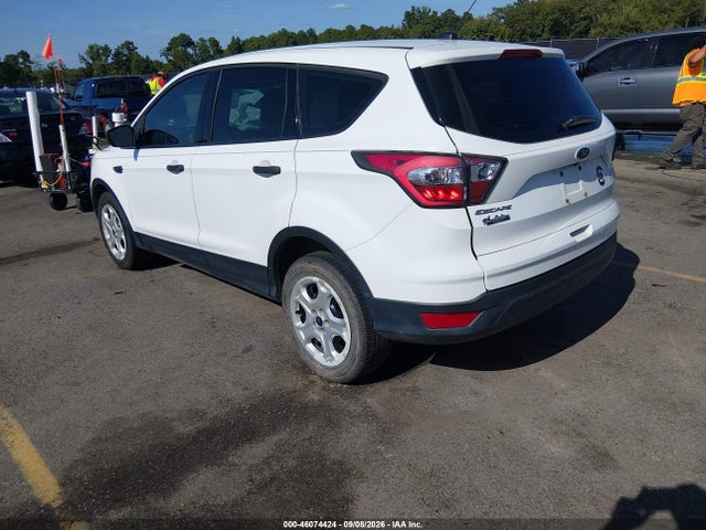 Продажа на аукционе авто 2017 Ford Escape S, vin: 1FMCU0F79HUB26086, номер лота: 46074424