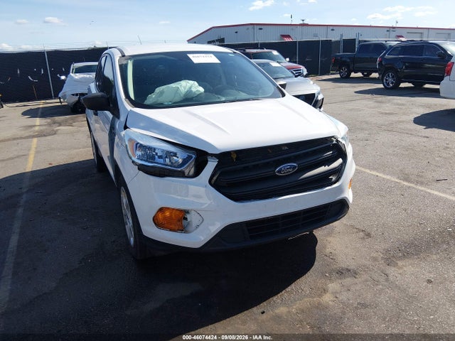 Продажа на аукционе авто 2017 Ford Escape S, vin: 1FMCU0F79HUB26086, номер лота: 46074424