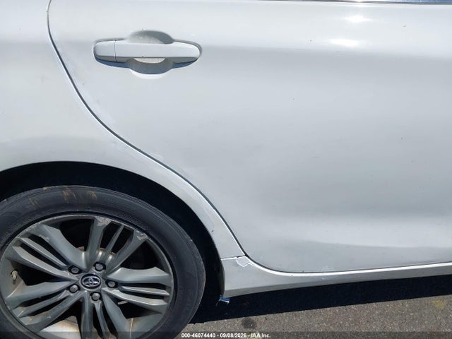 46074440 :رقم المزاد ، 4T1BF1FK5FU961213 vin ، 2015 Toyota Camry Se مزاد بيع