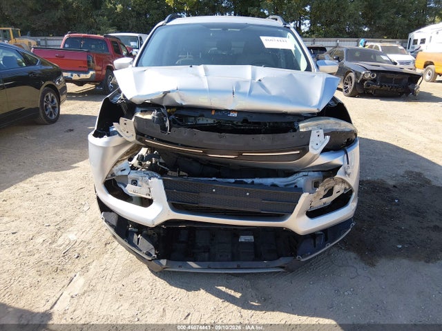 46074441 :رقم المزاد ، 1FMCU9G96GUB19647 vin ، 2016 Ford Escape Se مزاد بيع