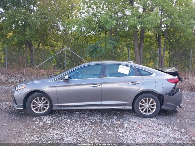 46074484 :رقم المزاد ، 5NPE24AF1KH790117 vin ، 2019 Hyundai Sonata Se مزاد بيع