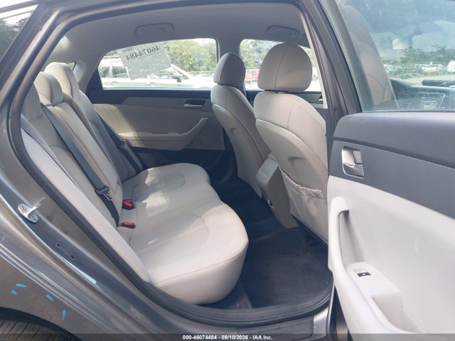 46074484 :رقم المزاد ، 5NPE24AF1KH790117 vin ، 2019 Hyundai Sonata Se مزاد بيع