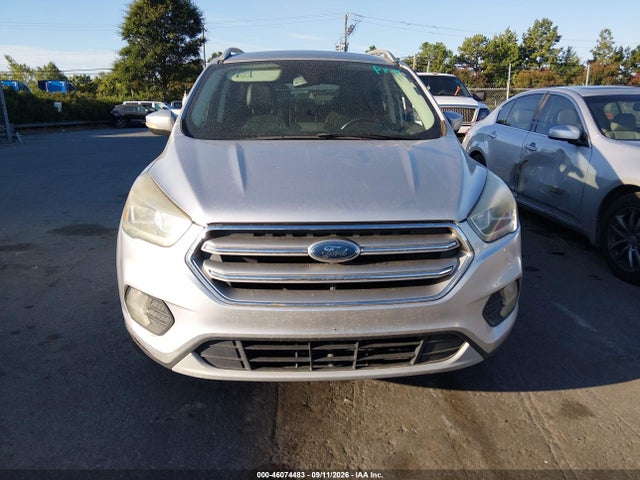 2017 Ford Escape Titanium მანქანა იყიდება აუქციონზე, vin: 1FMCU9JDXHUA02880, აუქციონის ნომერი: 46074483