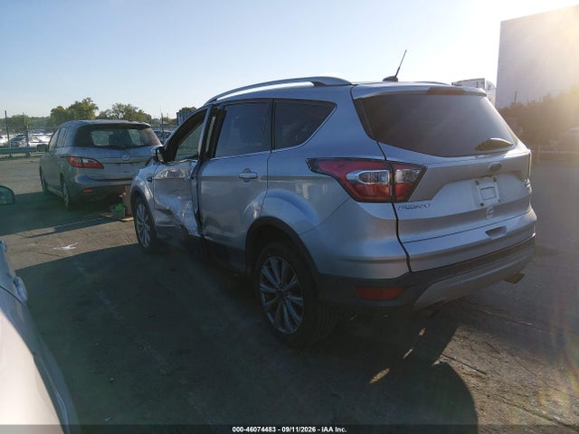 2017 Ford Escape Titanium მანქანა იყიდება აუქციონზე, vin: 1FMCU9JDXHUA02880, აუქციონის ნომერი: 46074483