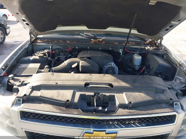 46074570 :رقم المزاد ، 1GNLC2E01DR130001 vin ، 2013 Chevrolet Tahoe Commercial Fleet مزاد بيع