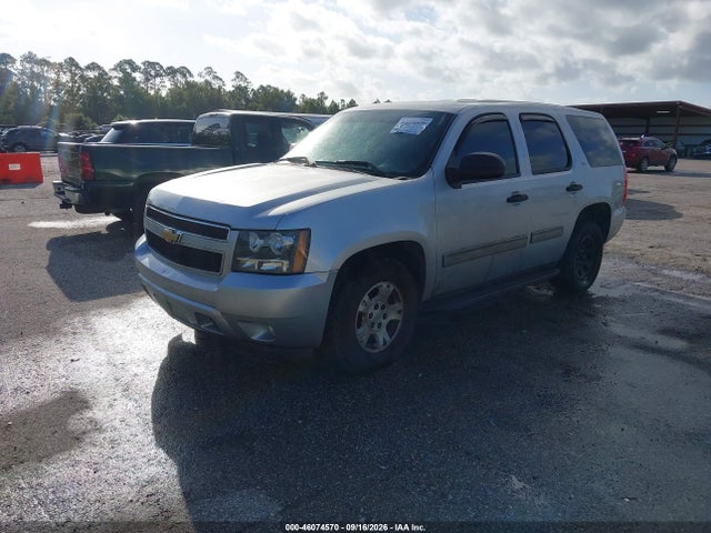 46074570 :رقم المزاد ، 1GNLC2E01DR130001 vin ، 2013 Chevrolet Tahoe Commercial Fleet مزاد بيع