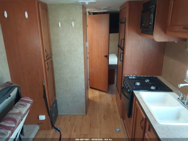 46074591 :رقم المزاد ، 4X4TCKU28CY204041 vin ، 2012 Forest River Other مزاد بيع