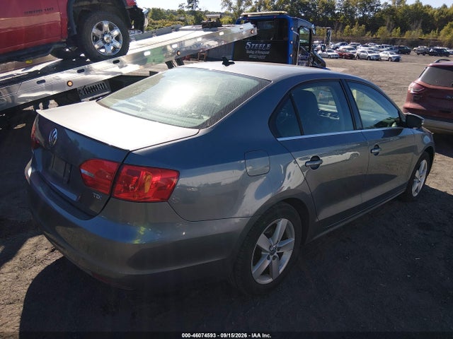 2012 Volkswagen Jetta 2.0l Tdi მანქანა იყიდება აუქციონზე, vin: 3VWLL7AJ5CM379418, აუქციონის ნომერი: 46074593