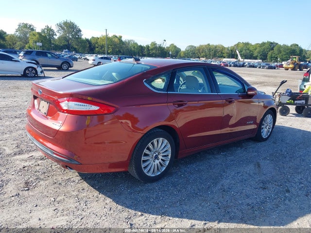 2014 Ford Fusion Hybrid Se მანქანა იყიდება აუქციონზე, vin: 3FA6P0LU3ER251080, აუქციონის ნომერი: 46074610