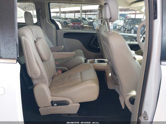 46074705 :رقم المزاد ، 2C4RC1BG4ER440332 vin ، 2014 Chrysler Town & Country Touring مزاد بيع