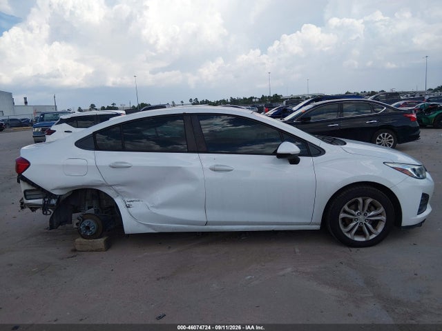 2019 Chevrolet Cruze Ls მანქანა იყიდება აუქციონზე, vin: 1G1BC5SM3K7127535, აუქციონის ნომერი: 46074724