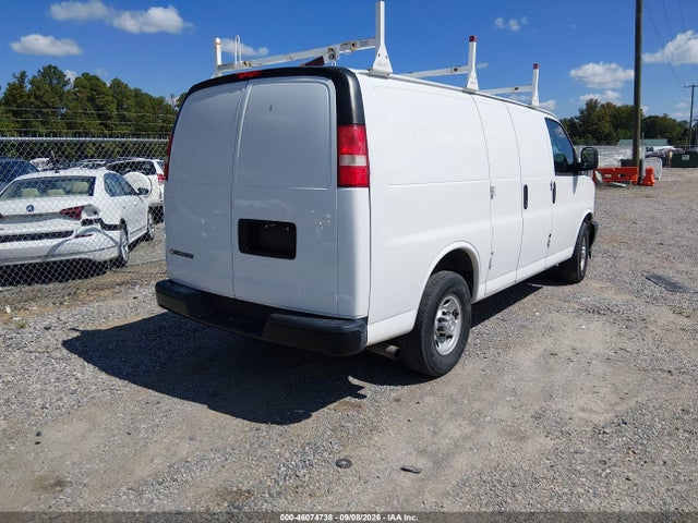 Chevrolet Express 2500 Work Van 2017 1GCWGAFFXH1220498 Image 4