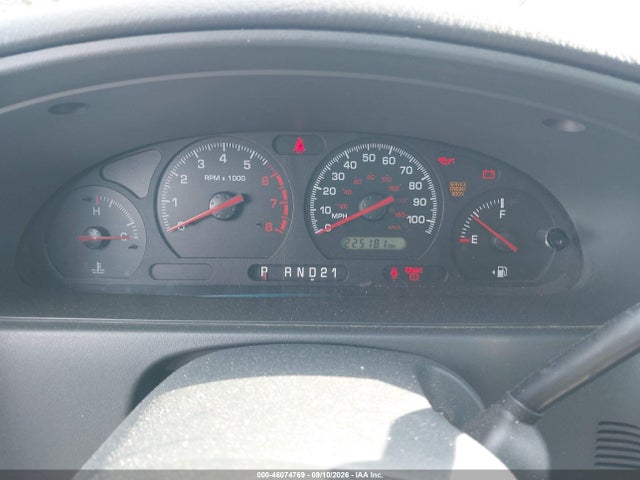 Продажа на аукционе авто 2001 Mercury Villager, vin: 4M2ZV11T41DJ14935, номер лота: 46074769