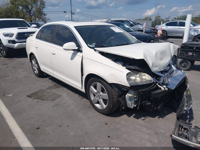 2008 Volkswagen Jetta Se/sel მანქანა იყიდება აუქციონზე, vin: 3VWRM71K58M117678, აუქციონის ნომერი: 46074793