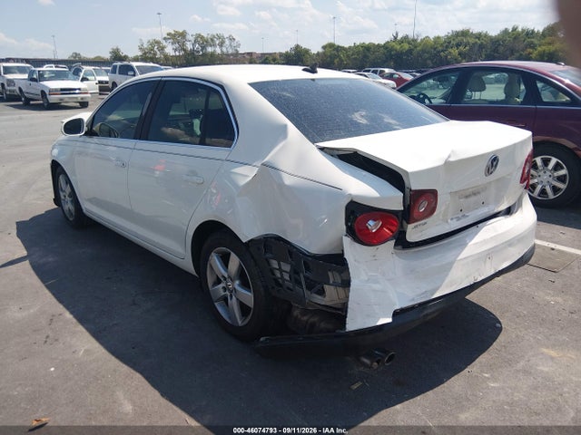 2008 Volkswagen Jetta Se/sel მანქანა იყიდება აუქციონზე, vin: 3VWRM71K58M117678, აუქციონის ნომერი: 46074793