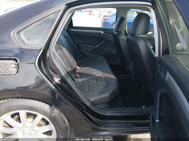 Продаж на аукціоні авто 2019 Volkswagen Passat 2.0t Wolfsburg Edition, vin: 1VWLA7A38KC000189, номер лоту: 46074795