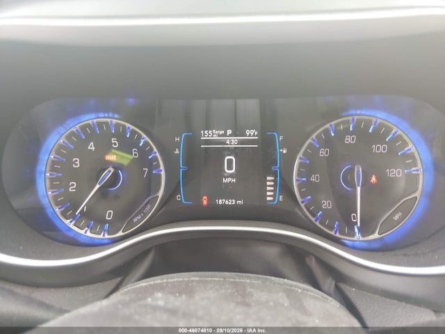 46074810 :رقم المزاد ، 2C4RC1BG7HR533947 vin ، 2017 Chrysler Pacifica Touring-l مزاد بيع