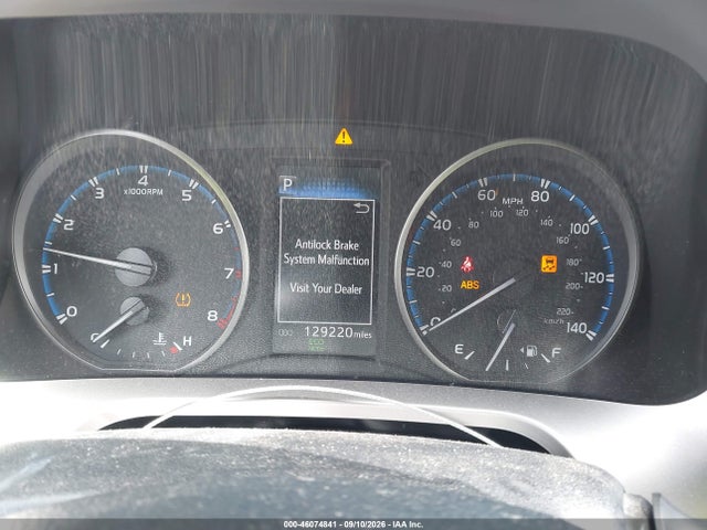 Aukcja sprzedaży 2018 Toyota Rav4 Le, vin: JTMBFREV1JJ194632, numer aukcji: 46074841