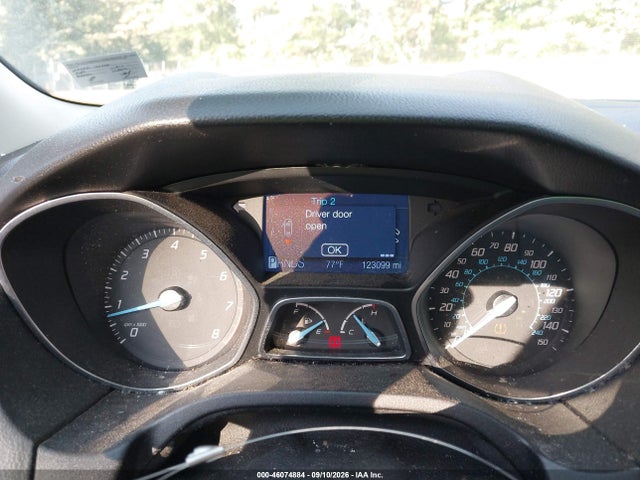 46074884 :رقم المزاد ، 1FAHP3H22CL221095 vin ، 2012 Ford Focus Sel مزاد بيع