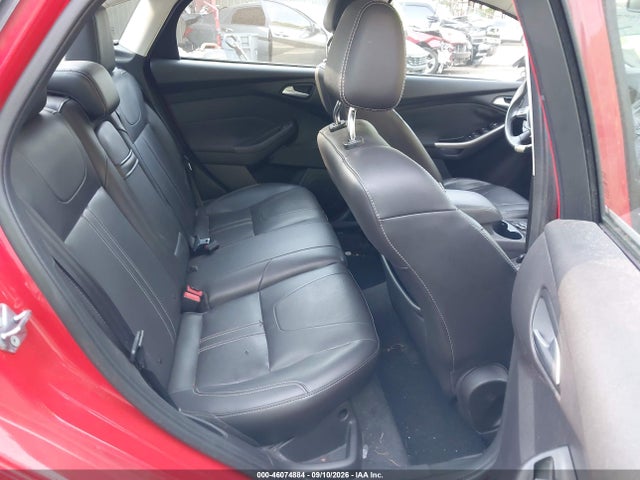 46074884 :رقم المزاد ، 1FAHP3H22CL221095 vin ، 2012 Ford Focus Sel مزاد بيع