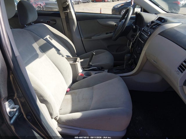 46074918 :رقم المزاد ، 2T1BU4EE6CC798068 vin ، 2012 Toyota Corolla L مزاد بيع