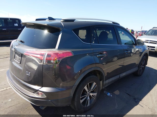 46074964 :رقم المزاد ، 2T3RFREVXGW511042 vin ، 2016 Toyota Rav4 Xle مزاد بيع