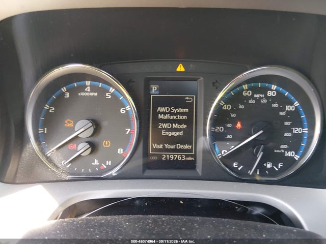 46074964 :رقم المزاد ، 2T3RFREVXGW511042 vin ، 2016 Toyota Rav4 Xle مزاد بيع