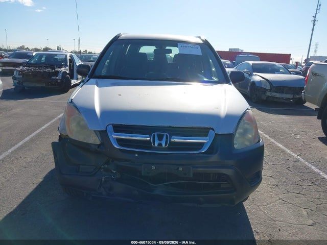 46075034 :رقم المزاد ، JHLRD68472C020403 vin ، 2002 Honda Cr-v Lx مزاد بيع