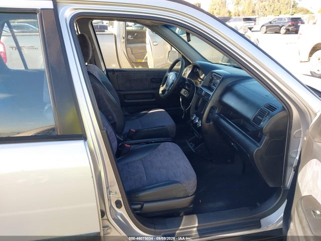 46075034 :رقم المزاد ، JHLRD68472C020403 vin ، 2002 Honda Cr-v Lx مزاد بيع