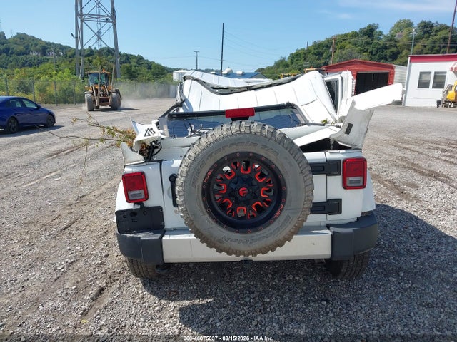 Продажа на аукционе авто 2015 Jeep Wrangler Unlimited Sahara, vin: 1C4BJWEG2FL767144, номер лота: 46075037