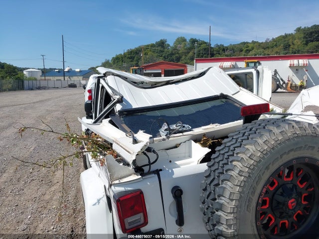 Продажа на аукционе авто 2015 Jeep Wrangler Unlimited Sahara, vin: 1C4BJWEG2FL767144, номер лота: 46075037
