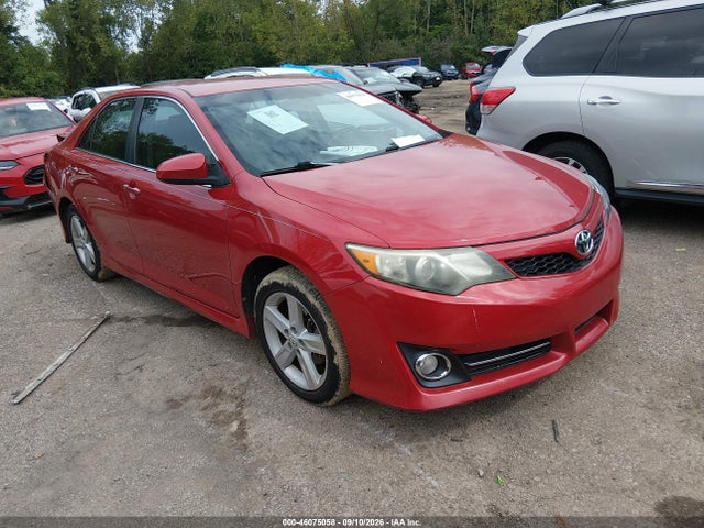 2013 Toyota Camry Se მანქანა იყიდება აუქციონზე, vin: 4T1BF1FK3DU706346, აუქციონის ნომერი: 46075058