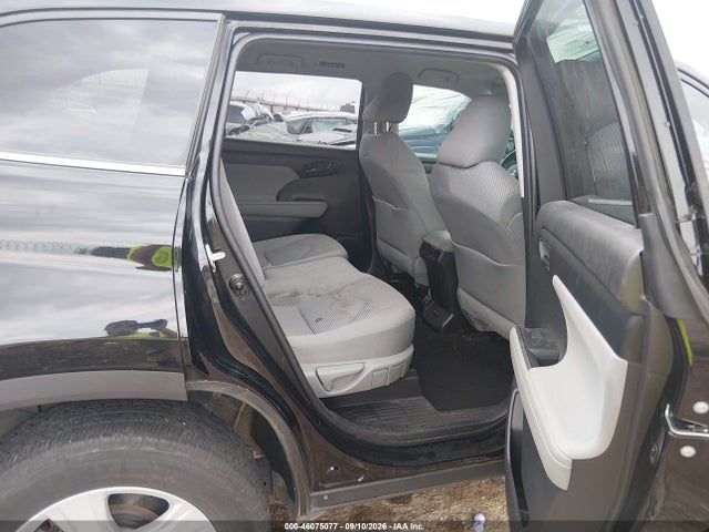 2020 Toyota Highlander Le მანქანა იყიდება აუქციონზე, vin: 5TDBZRBH7LS029129, აუქციონის ნომერი: 46075077