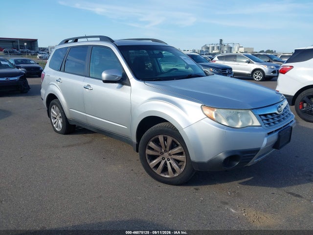 46075125 :رقم المزاد ، JF2SHADC5BH701053 vin ، 2011 Subaru Forester 2.5x Premium مزاد بيع