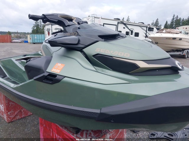 46075146 :رقم المزاد ، 00000YDV54114A222 vin ، 2022 Seadoo Gtx-300 Limited مزاد بيع