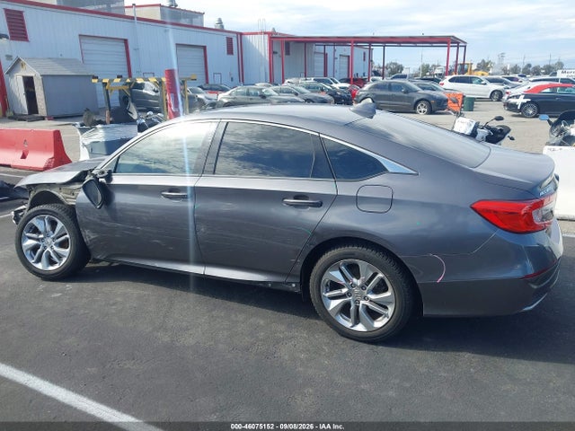 46075152 :رقم المزاد ، 1HGCV1F1XJA086385 vin ، 2018 Honda Accord Lx مزاد بيع